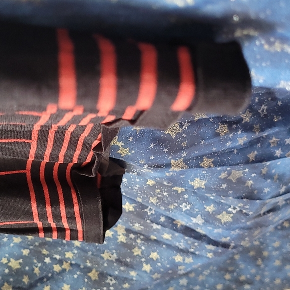 🍂3/$10 Notations Stretchy Red & Black Two-Tone 3/4 Sleeve Boat-Neck Blouse - Picture 8 of 8